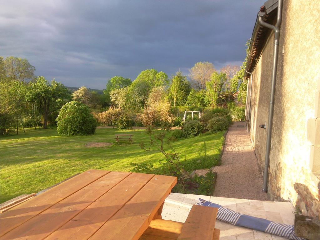 Domaine Des Maillets Bed & Breakfast Blot-l'Eglise Екстериор снимка